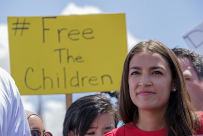 'Dangerous overcrowding' decried at Texas migrant detention centers