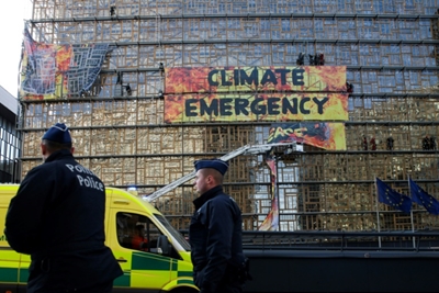 EU leaders braced for climate clash