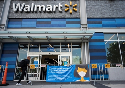 Walmart to end mask mandate for vaccinated shoppers, staff