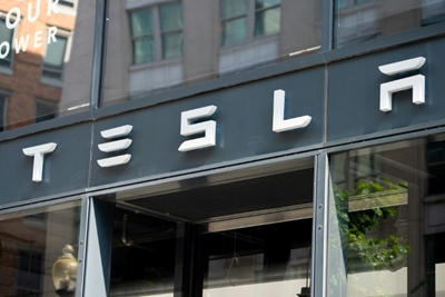 California agency accuses Tesla of racial segregation at factory