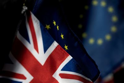 With clock ticking, British MPs scrutinise Brexit deal