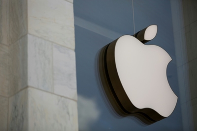 As iPhone sales sputter, Apple moves toward reinvention, again