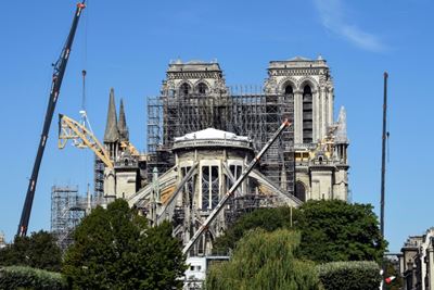 Notre-Dame 'still at risk of collapse'