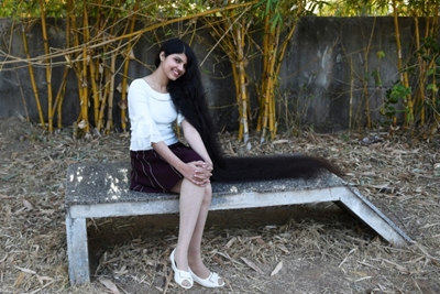 Indian 'Rapunzel' remains a cut above with world's longest teen hair