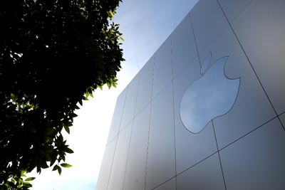 Asian markets fall in line with Wall St as tech firms take a hit