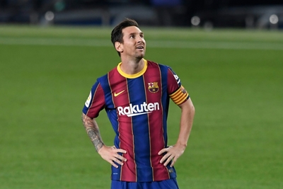 Messi says he wants to 'put an end' to Barcelona feuding