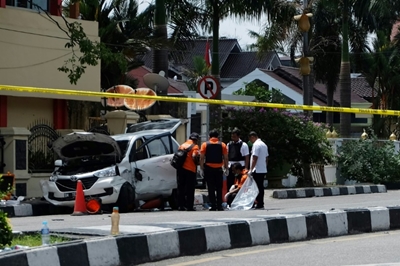 Indonesia hit by another attack after deadly suicide bombings