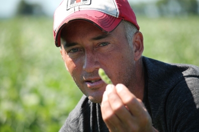 US farmers caught in trade war with China 