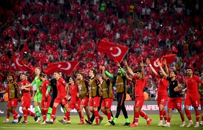 Turkey slams Iceland over airport 'disrespect' to football team