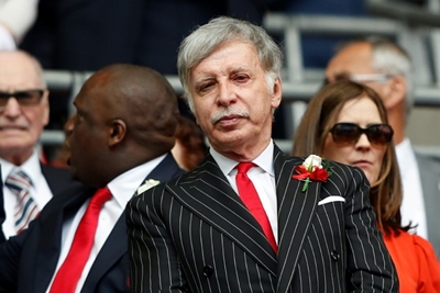 Kroenke on brink of full Arsenal takeover