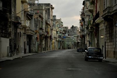 Cuba imposes Havana curfew to curb spike in virus cases 