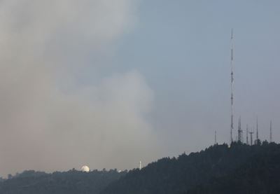 Major fire threatens historic observatory near LA