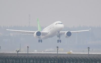 Behind Airbus-Boeing truce lies a common rival: China