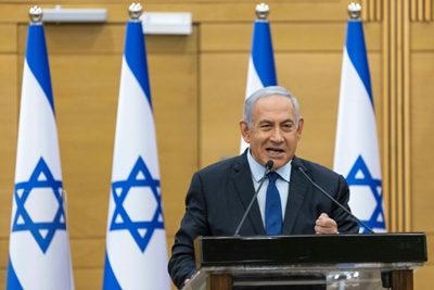 Israel's Netanyahu in the corner as 'change' alliance gathers pace