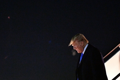 Trump impeachment drive enters crucial week in divided Congress
