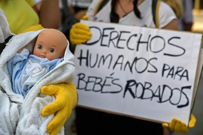 Spain's first Franco-era 'stolen babies' trial begins