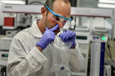 Israeli firm developing 30-second coronavirus breath test