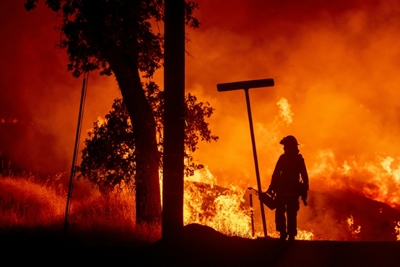 US firefighters battle suicidal thoughts after the blaze  