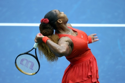 Serena shrugs off record-chase after US Open first round win