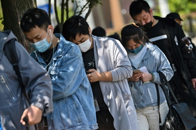 Help wanted: Jobless China workers await relief