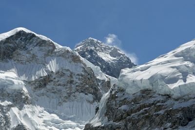 Expedition to remeasure height of Everest