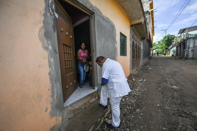 Fear of hospitals means some Mexicans 'prefer to die at home'