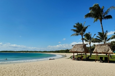 'Desperate' Fiji eyes virus-free tourism bubble