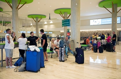 London repatriates 10% of Thomas Cook's UK customers