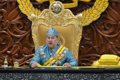 Malaysian king joins austerity drive with pay cut