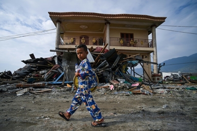Indonesia quake kids traumatised 