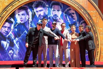 Avengers assemble for final battle in 'Endgame'