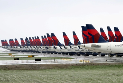 US airlines drop change fees amid Covid-19 downturn