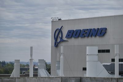 Boeing seeks more voluntary layoffs