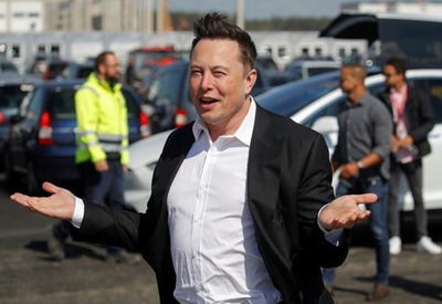 Electric carmaker Tesla invests $1.5 bn in bitcoin