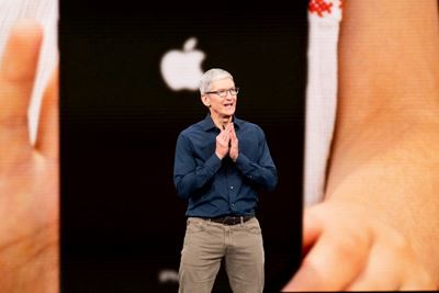 Apple cuts outlook, sees 'challenges' in China, emerging markets