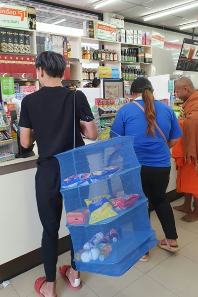 Thai shoppers get creative after plastic bag ban