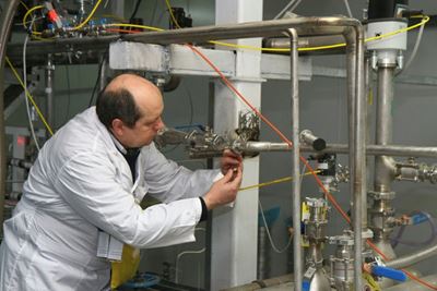 Iran steps up pressure on uranium enrichment after US pullout
