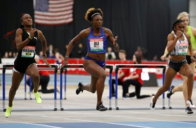 Kemp cruises past Powell to win 60m at Boston Grand Prix