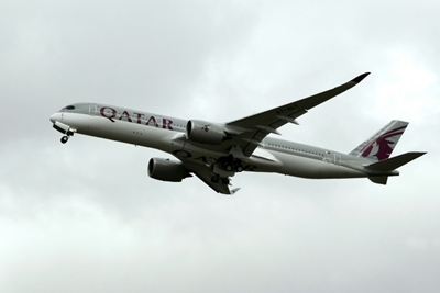 Qatar Airways to expand despite 'large loss'