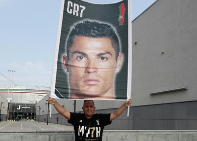 Ronaldo's Juventus debut to be streamed live on Facebook