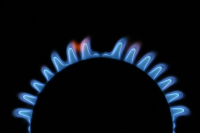 UK to support consumers as energy price cap rises 54%