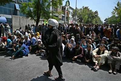 Taliban warn US, EU of refugees if Afghan sanctions continue