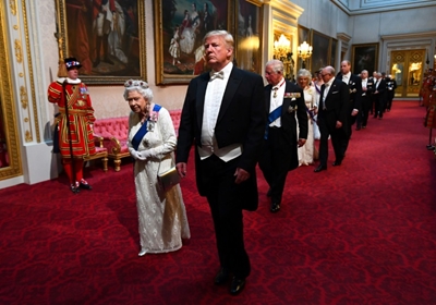 Britain hunts for leaker of cables calling Trump 'inept'