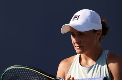 Top-ranked Barty saves match point in Miami win, Halep rallies