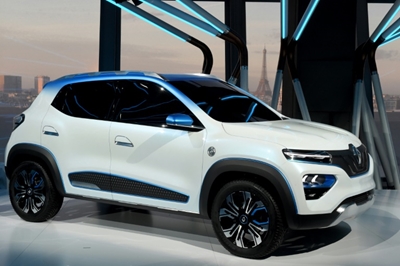 Renault sales fall in weakening auto market