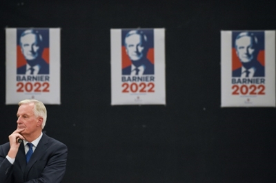 France's right-wing Republicans target Macron in first election debate
