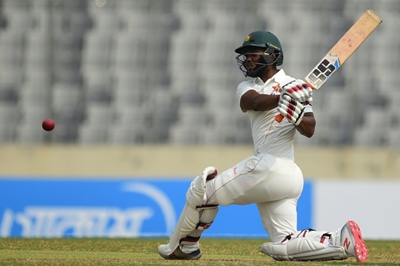 Pakistan on verge of successive innings triumph over Zimbabwe