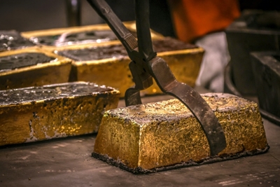 Virus outbreak shutters huge Papua New Guinea mine
