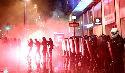 French law on filming police triggers third weekend of protests