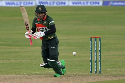 Mushfiqur ton helps Bangladesh to break Sri Lanka jinx